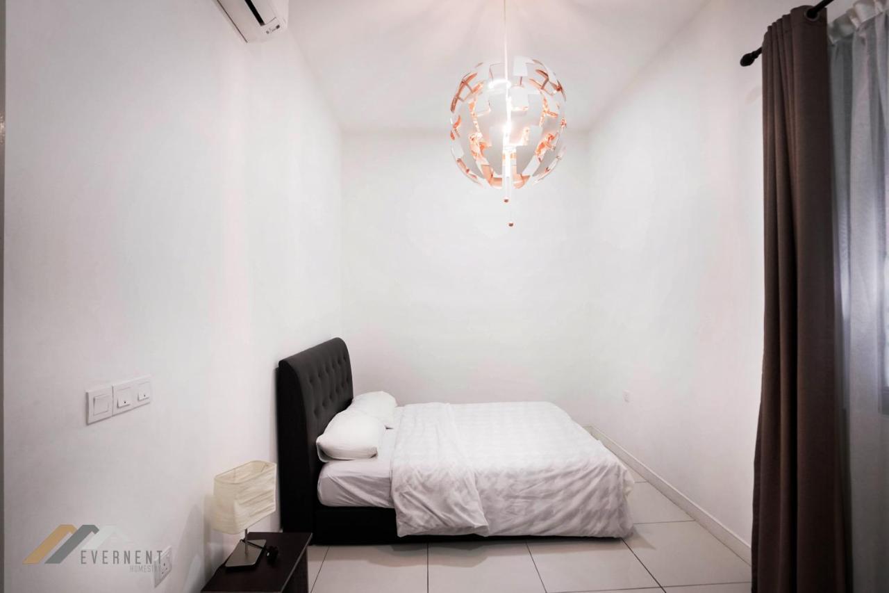 Marina Times Square Homestay By Evernent ミリ エクステリア 写真